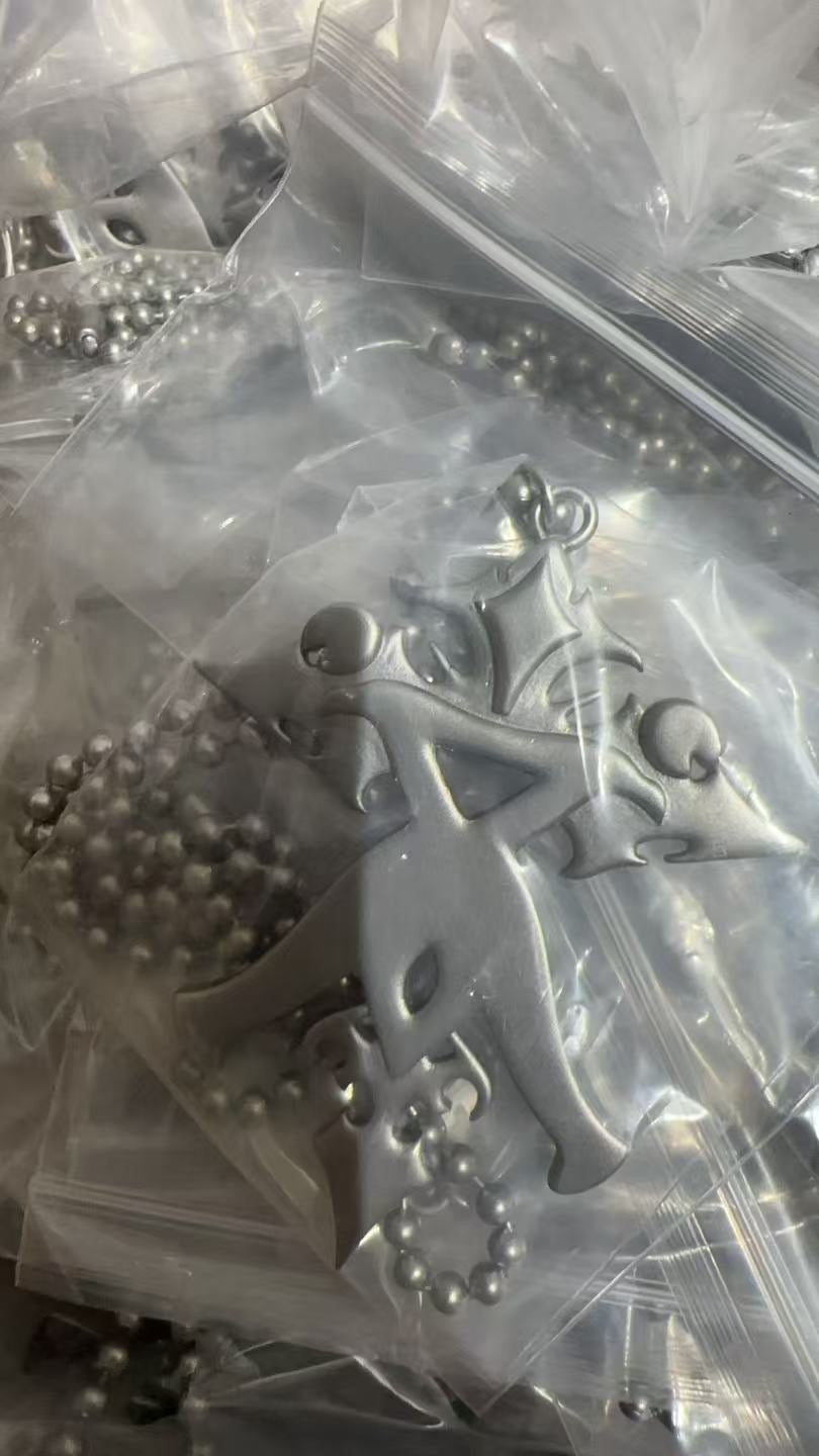 DUALITY PENDANT NECKLACE