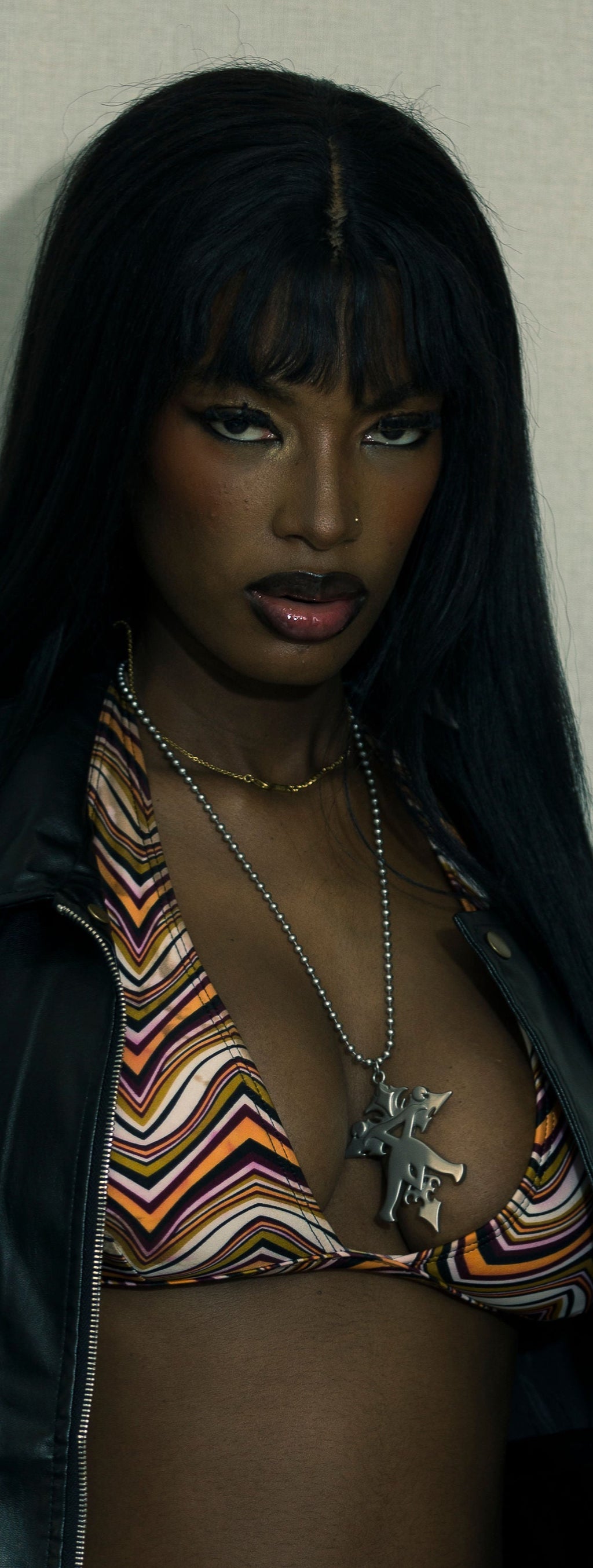 DUALITY PENDANT NECKLACE
